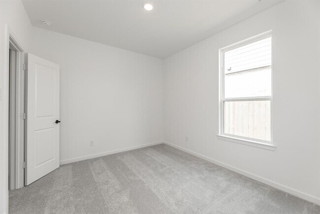 Building Photo - 21626 Lampeter River Ln