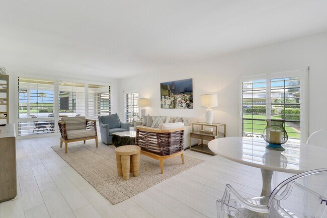 Building Photo - 275 S Beach Rd