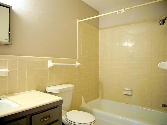 Building Photo - 1500 Woodhead St