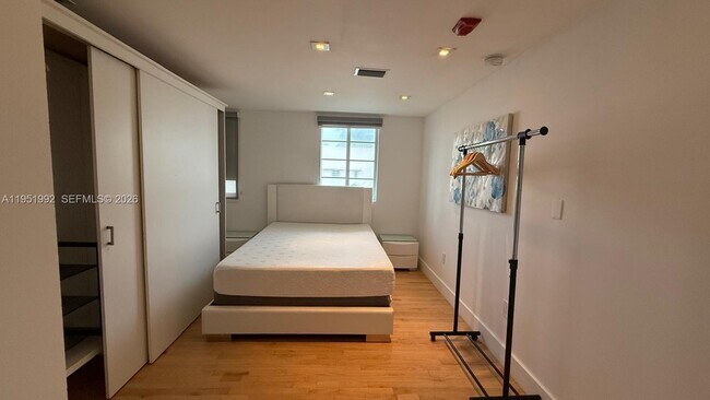 Building Photo - 600 15th St