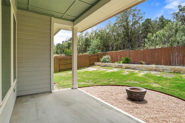 Building Photo - 522 Dayridge Dr