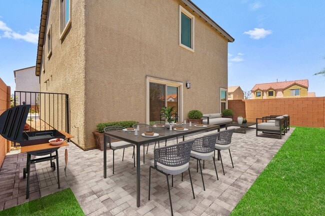 Building Photo - 5606 Spring Trellis St