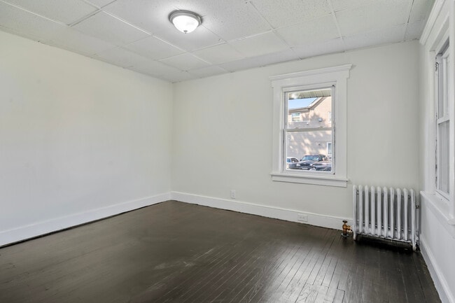 Building Photo - 1159 McBride Ave