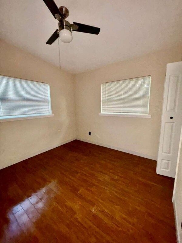 Building Photo - 4314 Silver Star Rd