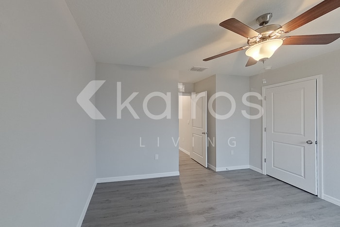 Building Photo - 8579 SW 44th Ct