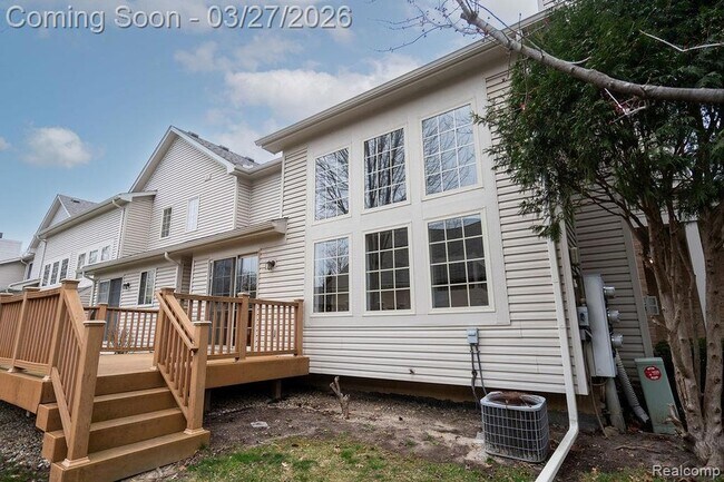 Building Photo - 23869 McCort Dr