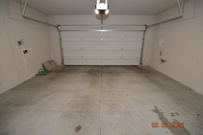 Building Photo - 7925 Savannah Sky Ave