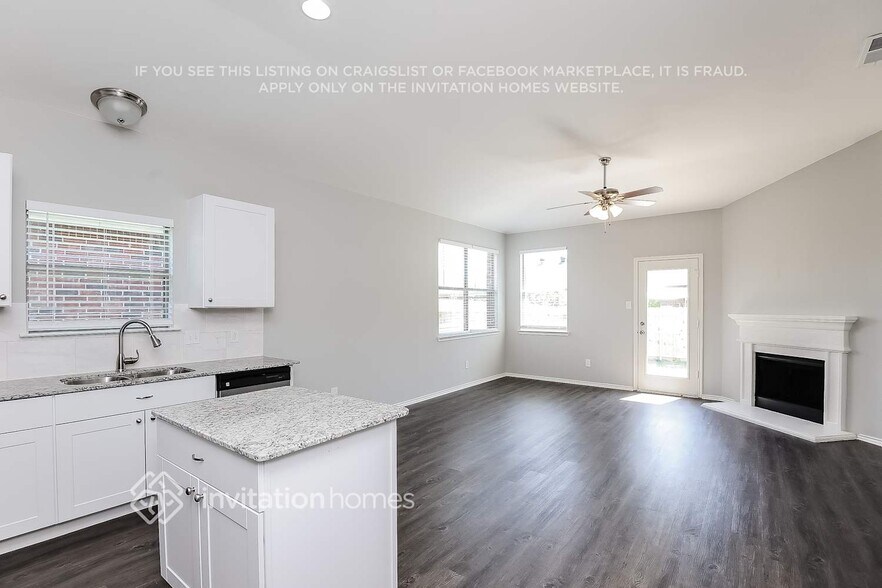 Building Photo - 8520 Muir Dr