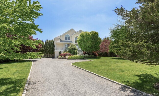 Building Photo - 7 Stillwaters Ln