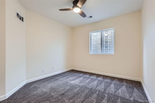 Building Photo - 4 Bedroom single family home in Central Pa...