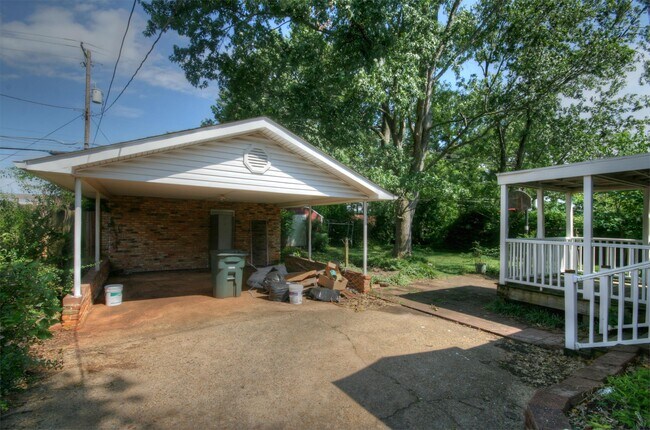 Building Photo - 4300 Force Dr NW