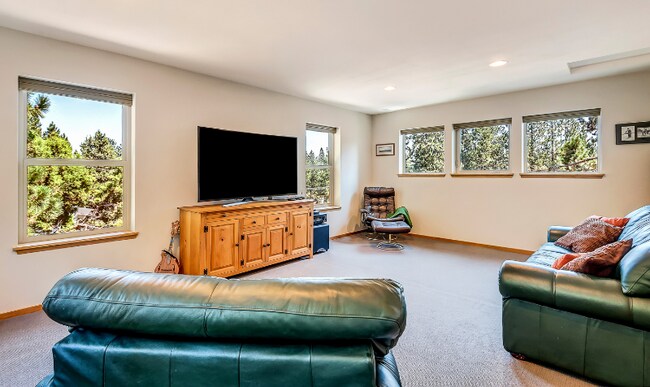 Building Photo - 19544 SW Century Dr