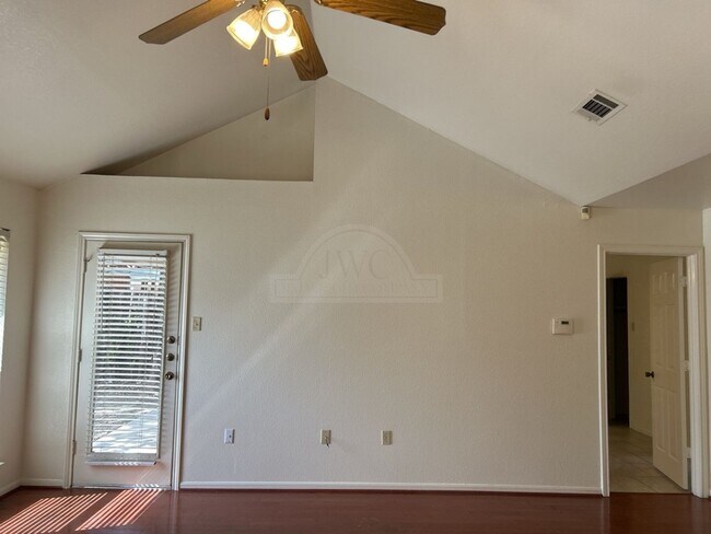 Building Photo - 3820 Water Oak Dr