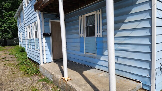 Building Photo - 207 - 207 1/2 North 11st Street, Olean NY 14760
