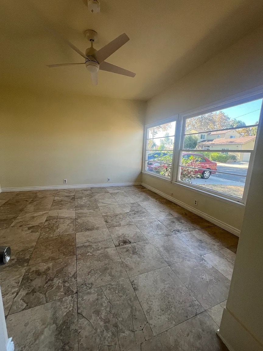 Building Photo - 5760 Alessandro Ave