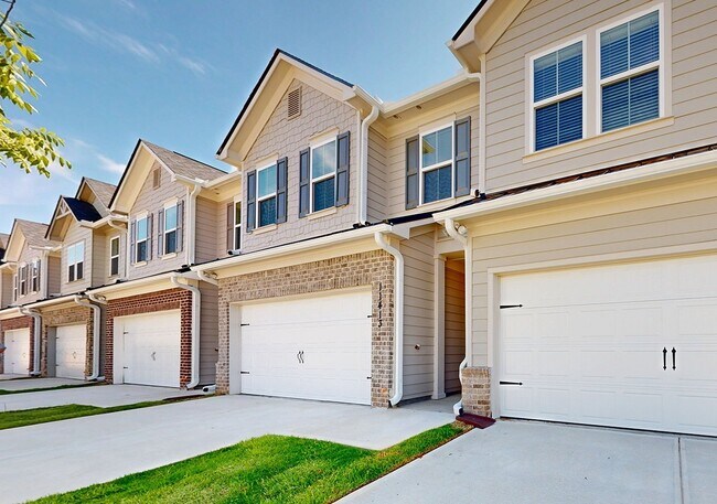 Building Photo - The Forum