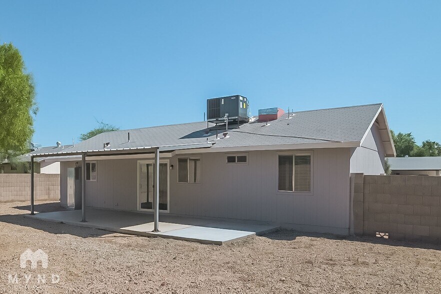 Building Photo - 8336 N 105th Ln