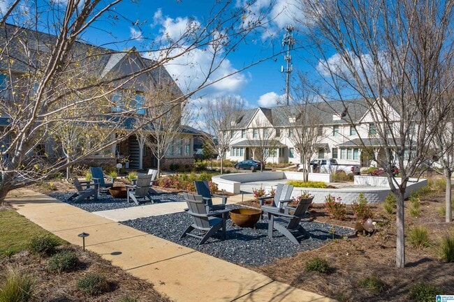 Building Photo - 1195 Windsor Sq