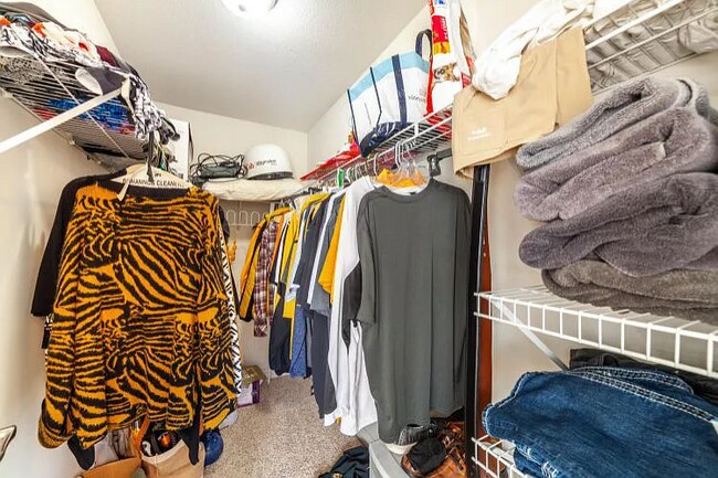 Building Photo - 4400 Orrine St