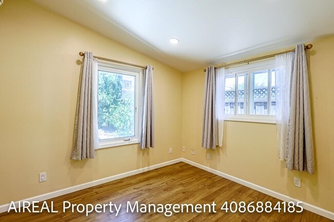 Building Photo - 10697 Morengo Dr
