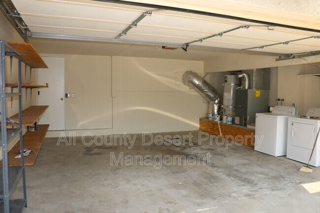 Building Photo - 45346 Driftwood Dr