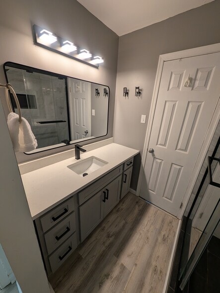 Building Photo - 3756 Governors Way