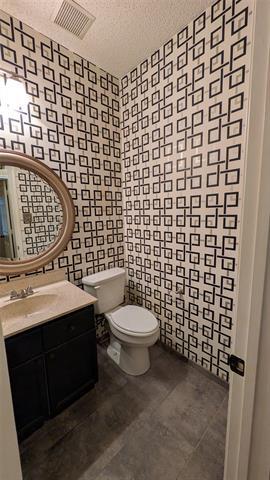 Building Photo - 4924 Timberview Dr