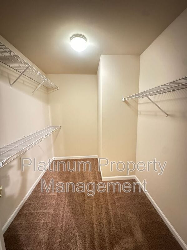 Building Photo - 3225 Landingview Ct