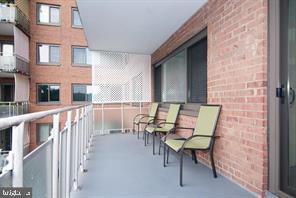 Building Photo - 4201 Cathedral Ave NW