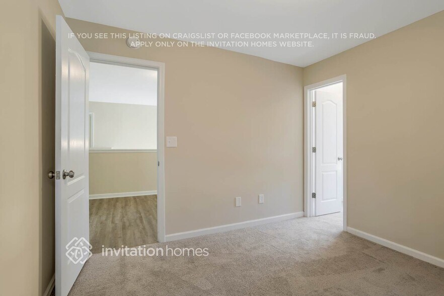 Building Photo - 4846 Ventnore Pl