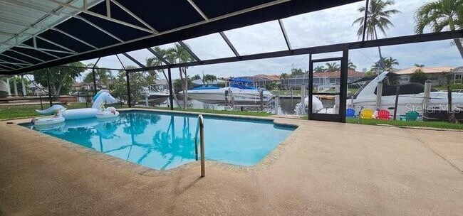 Building Photo - 2871 Coral Way