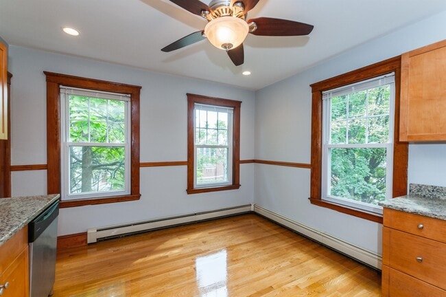 Building Photo - 28 Brookside Ave