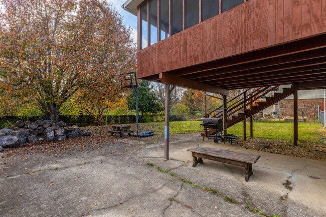 Building Photo - 3008 Tuscaloosa Ln