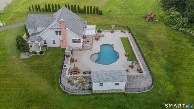 Building Photo - 16 Bella Vista Dr