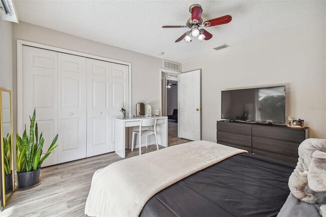 Building Photo - 30626 Birdhouse Dr