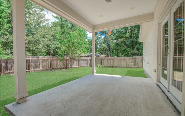 Building Photo - 10572 Twin Oak Dr