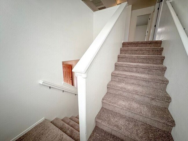 Building Photo - Gorgeous home in the highly desired Johnson Ranch Golf Course Community-Johnson Ranch-4 bed/ 2.5 ...