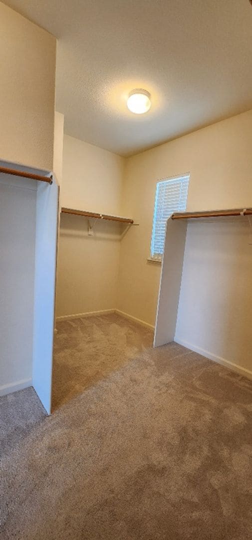 Building Photo - Welcome to American Canyon!! Beautiful Large 5 Bed 3 Full Bath for Lease