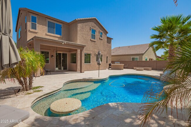 Building Photo - 3437 E Kingbird Pl