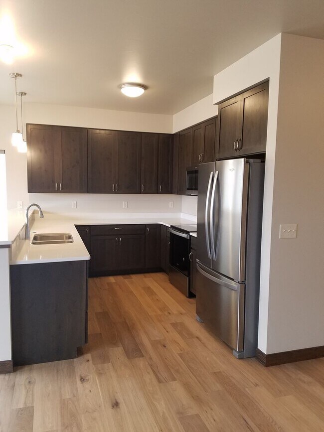 Building Photo - New construction 3 Bed 2 Bath w/ double at...