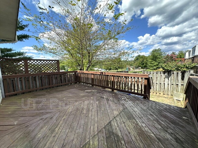 Building Photo - 6168 S Steamboat Way