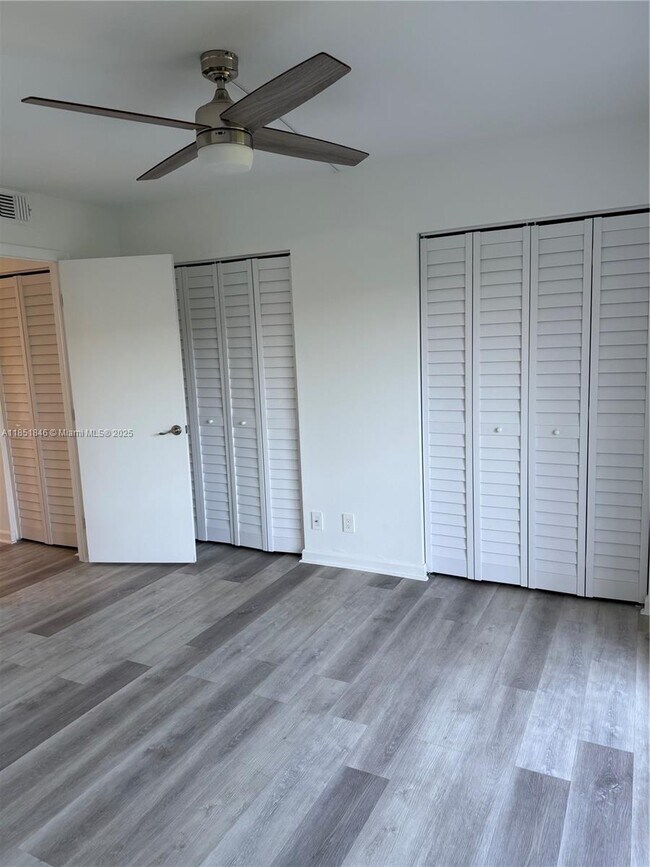 Building Photo - 801 SW 133rd Terrace