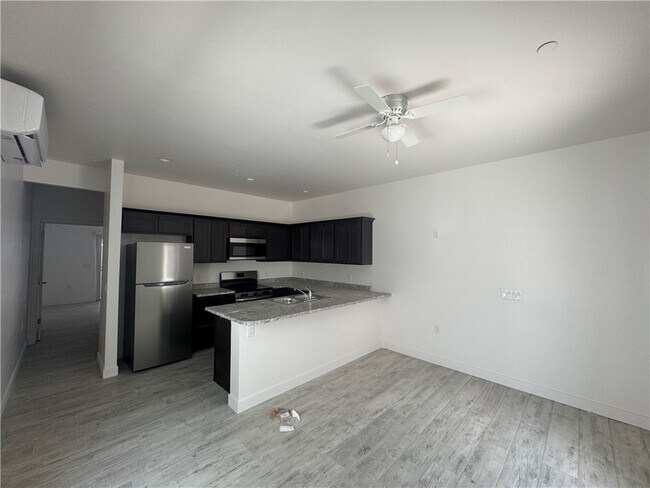 Building Photo - 2076 Swanson Ave