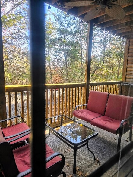 Primary Photo - 24 Village Trail