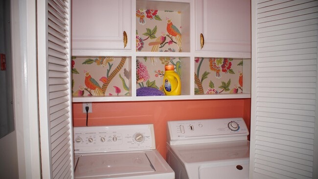 Building Photo - 3661 Essex Pond Quay