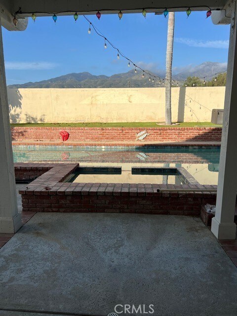 Building Photo - 9 Sarracenia