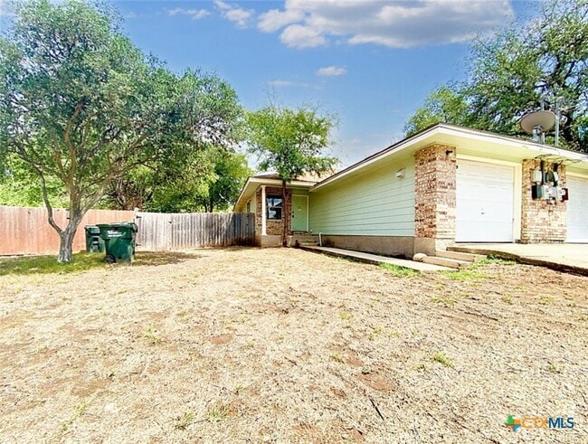 Building Photo - 109 Hughson Dr
