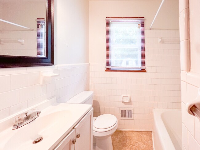 Building Photo - 4531 Cranford Ave
