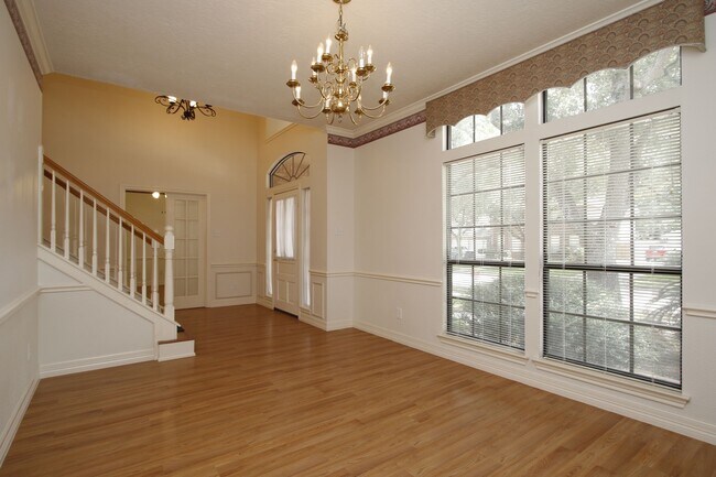 Building Photo - 13618 Shadow Falls Ct