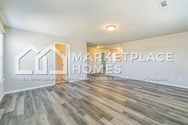 Building Photo - 2504 Elmwood Ave
